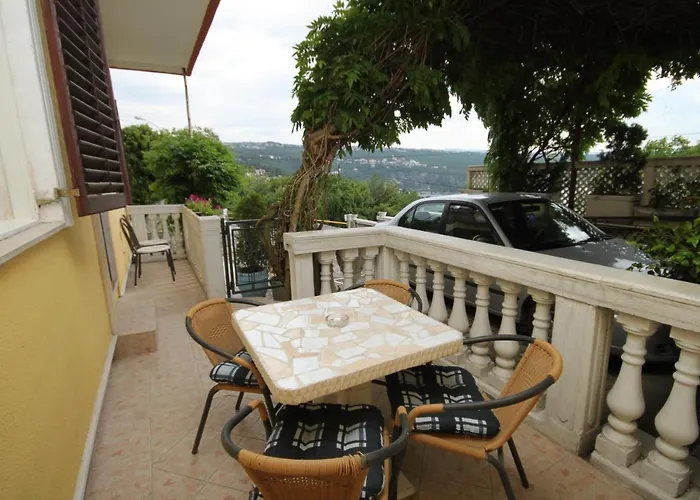 Apartments With Parking Space Opatija - Volosko, Opatija - 7897 *