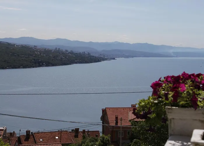 Apartment Apartments With Parking Space Opatija - Volosko, Opatija - 7897 *